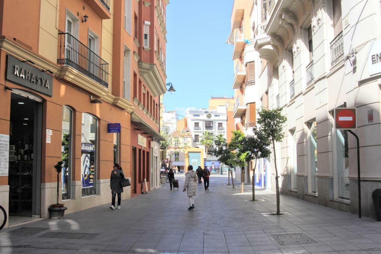 Homely Malaga Atarazanas Luaran gambar